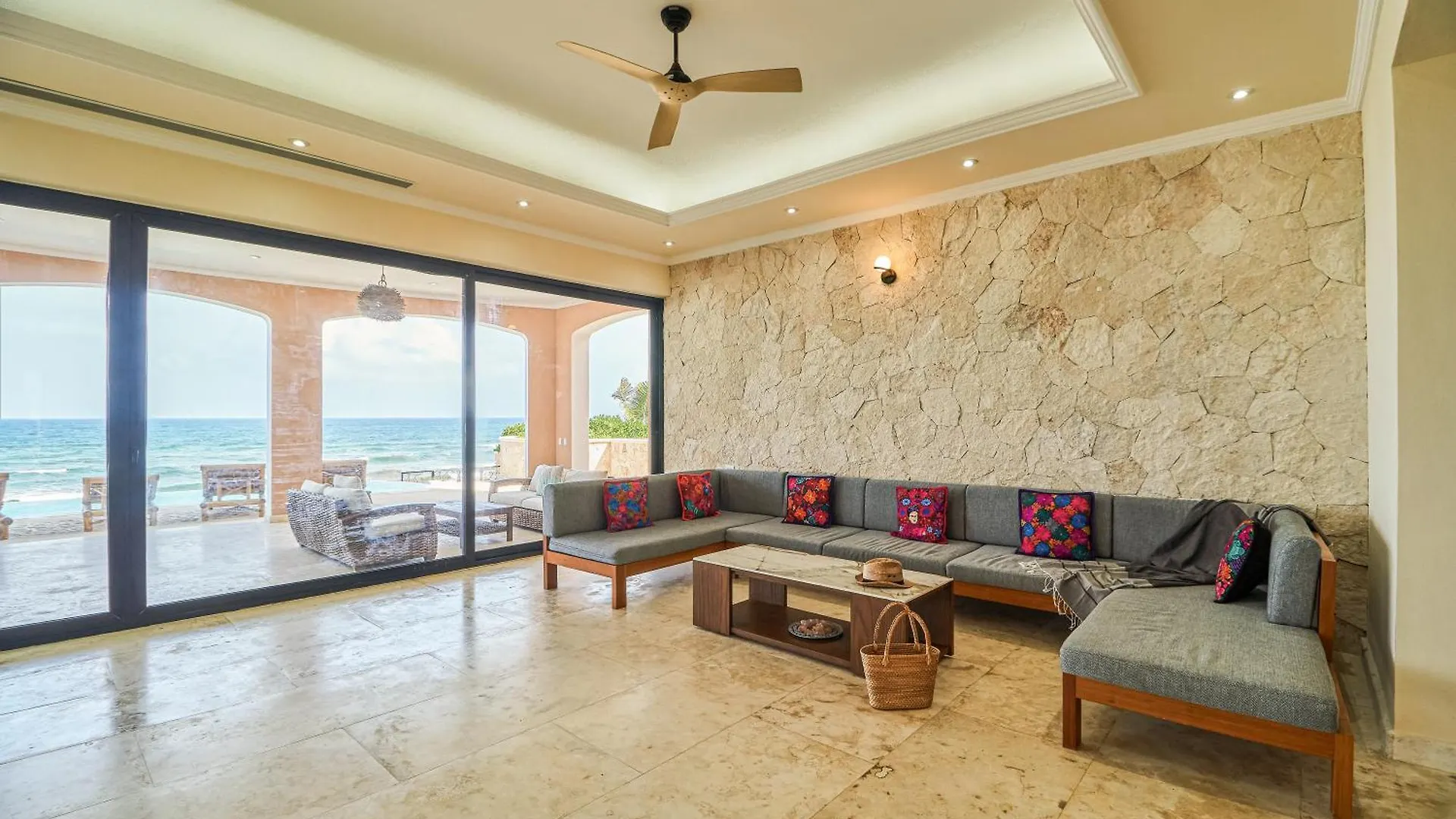 Hacienda Tankah Stunning Private Villa With 7 Bedrooms 8 Beds Pool And Personal Cook Luxury Exclusivity And Comfort For Groups And Families Of Up To 14 Guests In A Paradise By The Sea Tulum