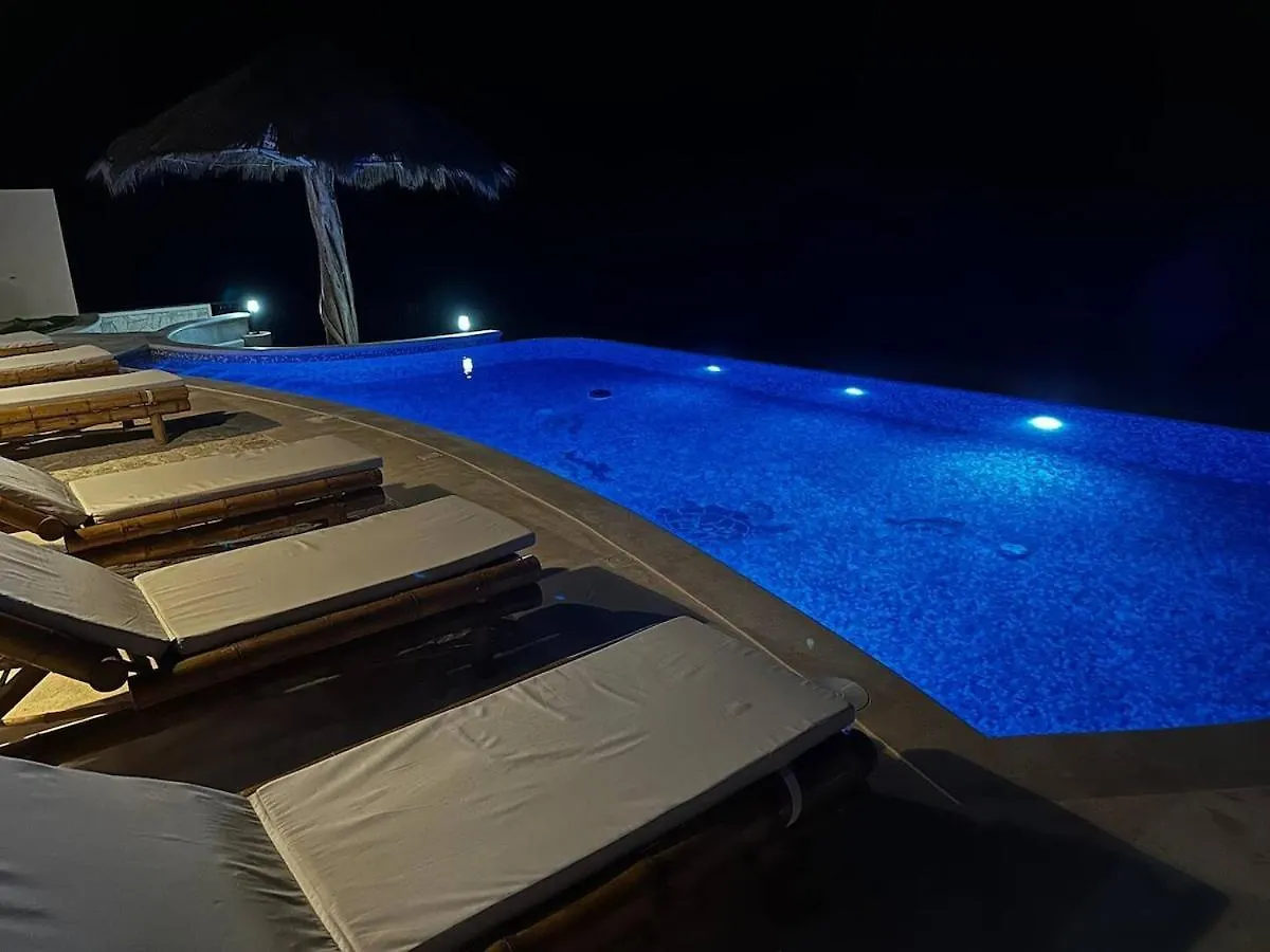 Hacienda Tankah Stunning Private Villa With 7 Bedrooms 8 Beds Pool And Personal Cook Luxury Exclusivity And Comfort For Groups And Families Of Up To 14 Guests In A Paradise By The Sea Tulum
