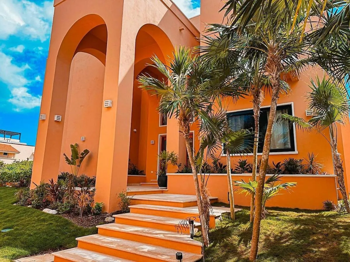 Hacienda Tankah Stunning Private Villa With 7 Bedrooms 8 Beds Pool And Personal Cook Luxury Exclusivity And Comfort For Groups And Families Of Up To 14 Guests In A Paradise By The Sea Tulum