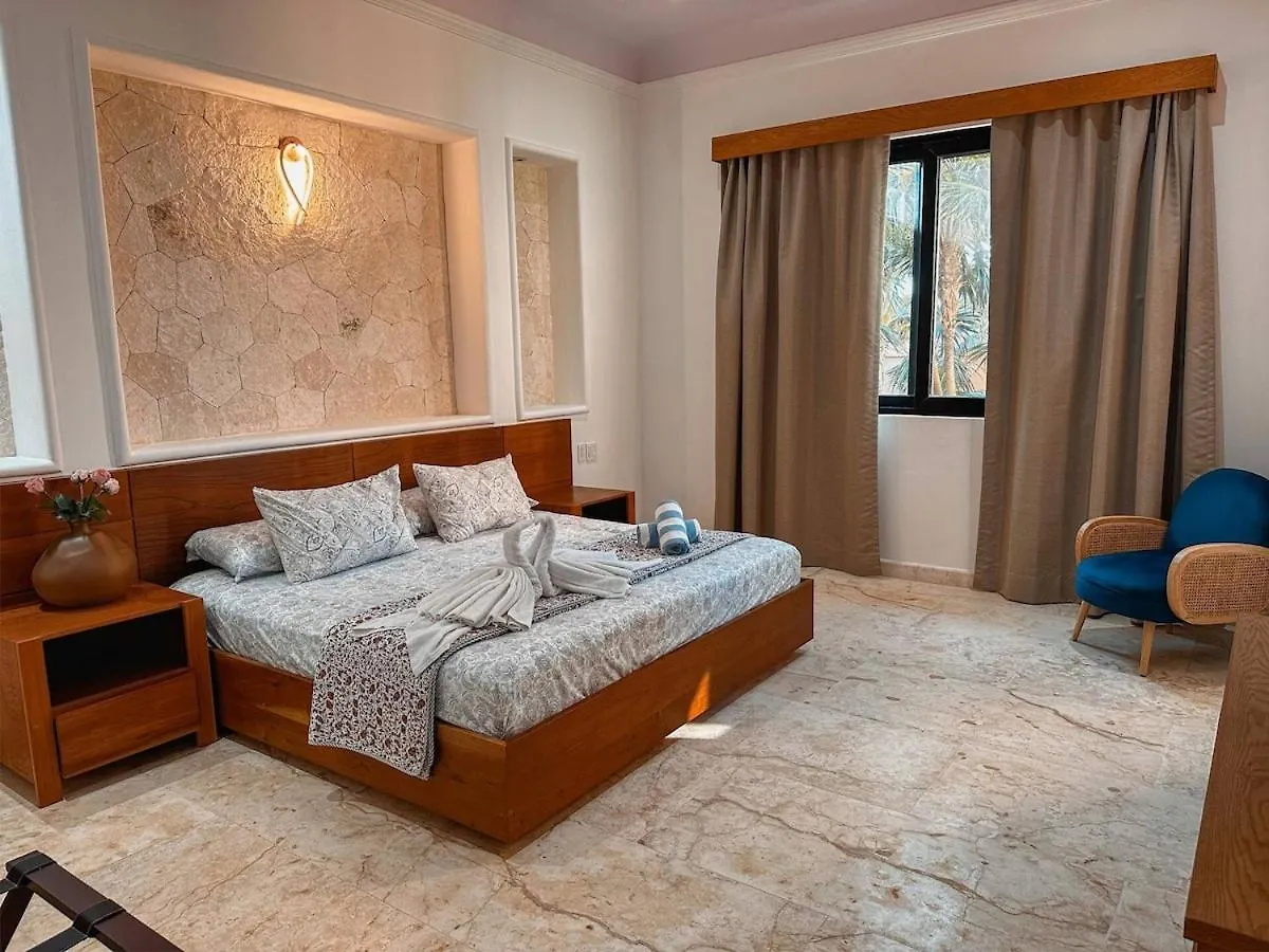 Hacienda Tankah Stunning Private Villa With 7 Bedrooms 8 Beds Pool And Personal Cook Luxury Exclusivity And Comfort For Groups And Families Of Up To 14 Guests In A Paradise By The Sea Tulum 0*,  Mexico